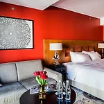 텔레그라프, 오토그래프 컬렉션 5*