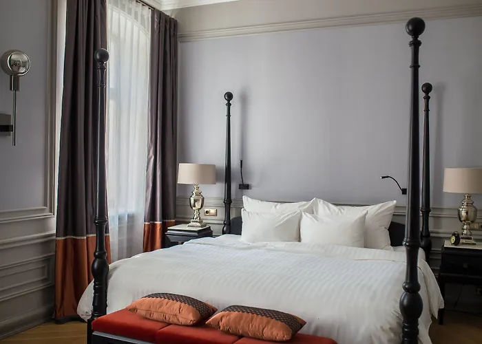 Telegraaf, Autograph Collection Tallin