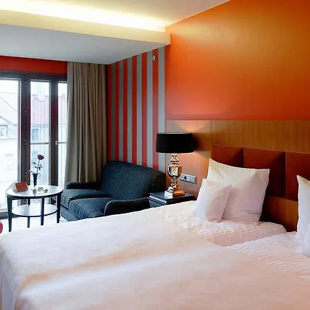 호텔 텔레그라프, 오토그래프 컬렉션 5*