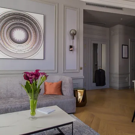 호텔 텔레그라프, 오토그래프 컬렉션 5*