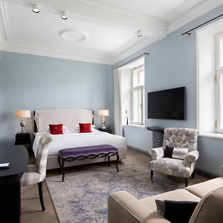 텔레그라프, 오토그래프 컬렉션