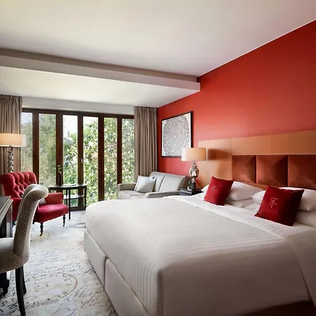 Telegraaf, Autograph Collection 5* Tallinn