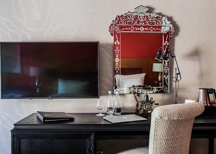 Telegraaf, Autograph Collection 5*