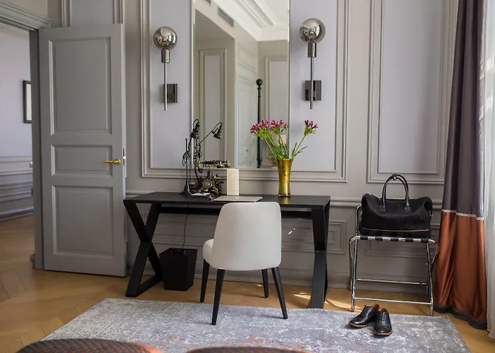 Telegraaf, Autograph Collection Hotell 5*