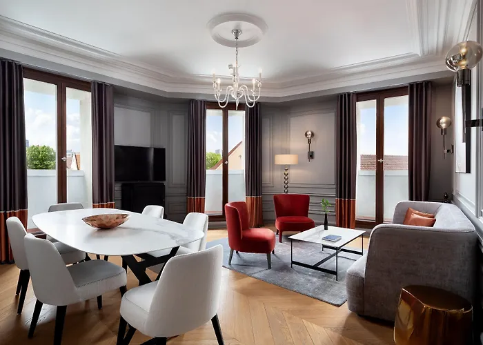 Telegraaf, Autograph Collection Tallinn